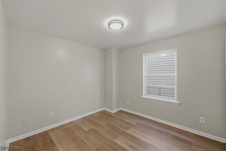 Property listing MLS 4045563 photo 31
