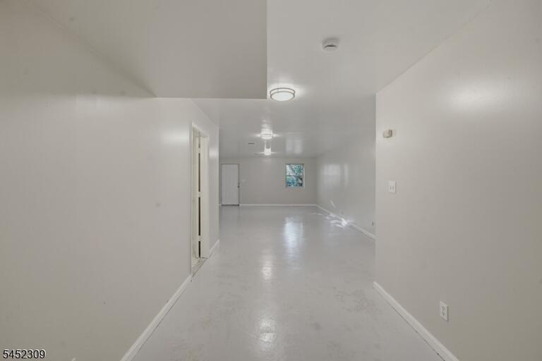 Property listing MLS 4045563 photo 37