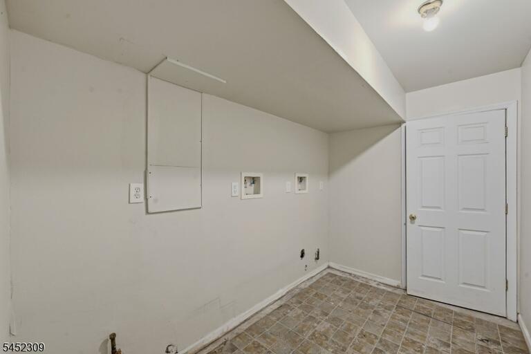 Property listing MLS 4045563 photo 42