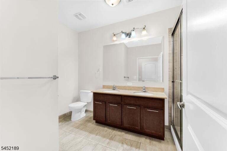Property listing MLS 4045611 photo 15