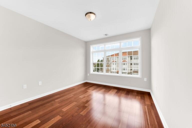 Property listing MLS 4045611 photo 17