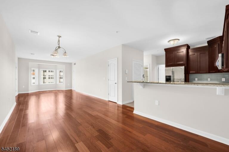Property listing MLS 4045611 photo 3