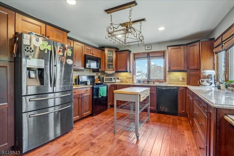 Property listing MLS 4045616 photo 13