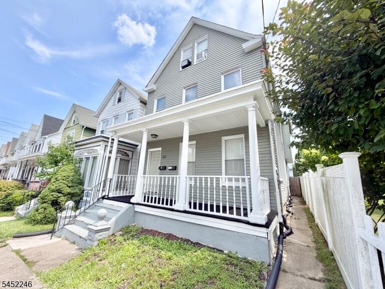 Property listing MLS 4045620 photo 2