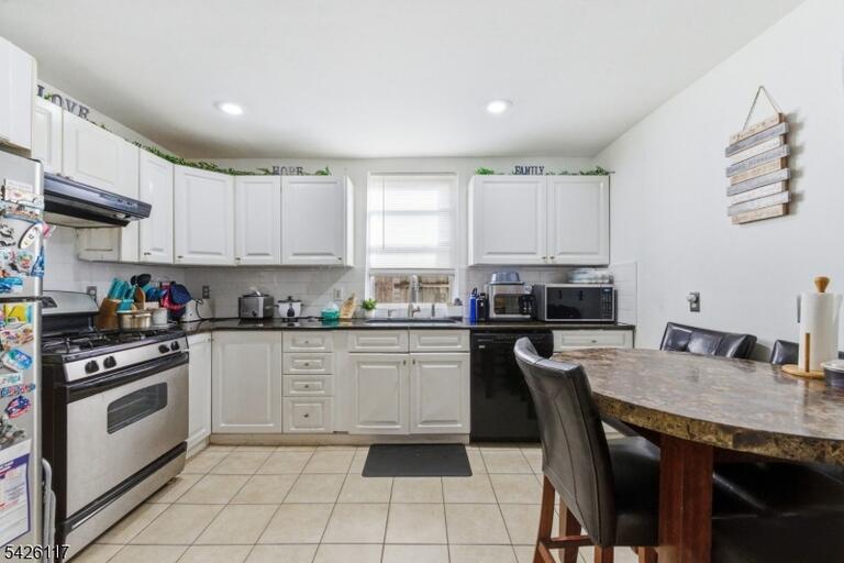 Property listing MLS 4045634 photo 5