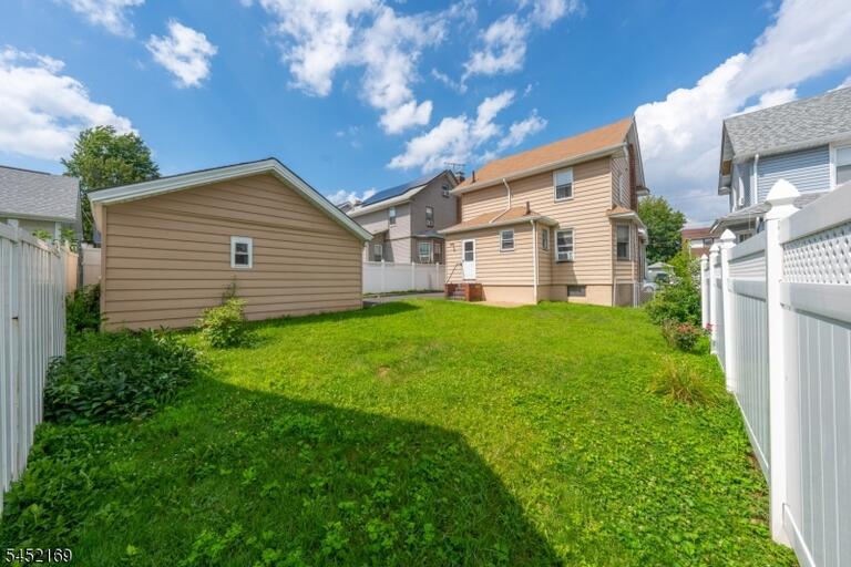 Property listing MLS 4045635 photo 22
