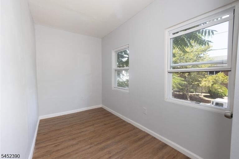 Property listing MLS 4045637 photo 8