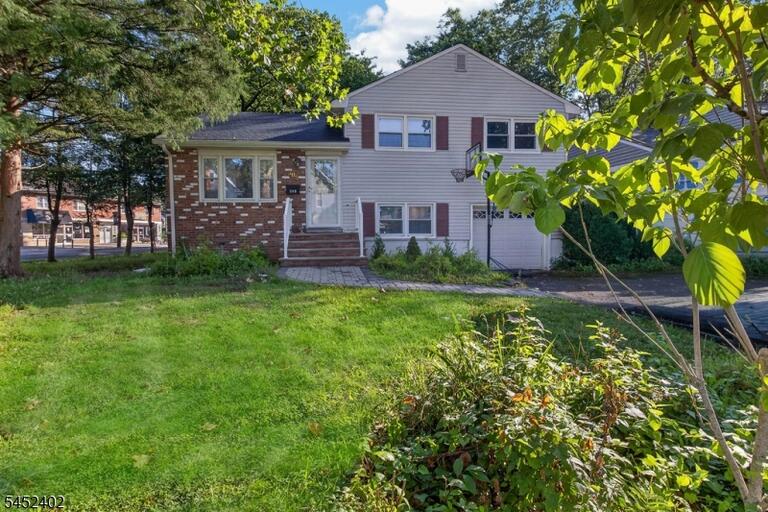 Property listing MLS 4045677 photo 1