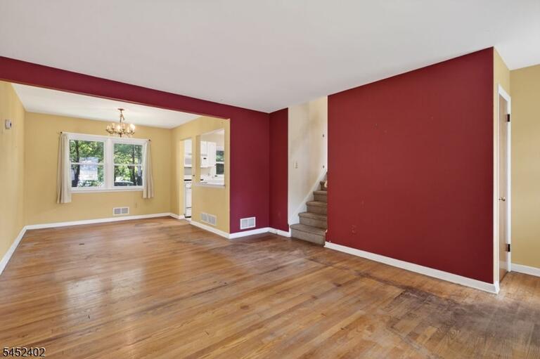 Property listing MLS 4045677 photo 12