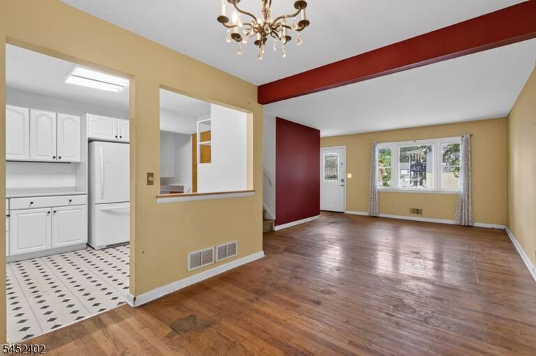 Property listing MLS 4045677 photo 15