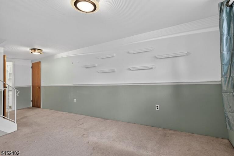 Property listing MLS 4045677 photo 36