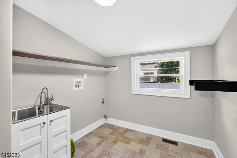 Property listing MLS 4045683 photo 15