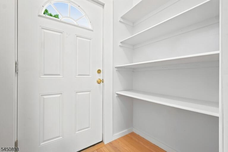 Property listing MLS 4045695 photo 10