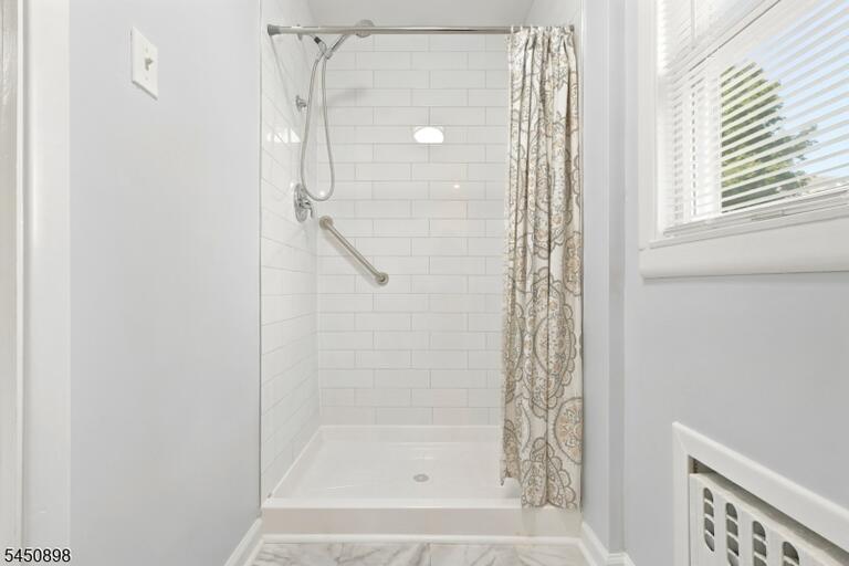 Property listing MLS 4045695 photo 12
