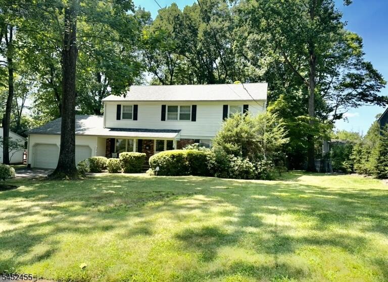 Property listing MLS 4045701 photo 1