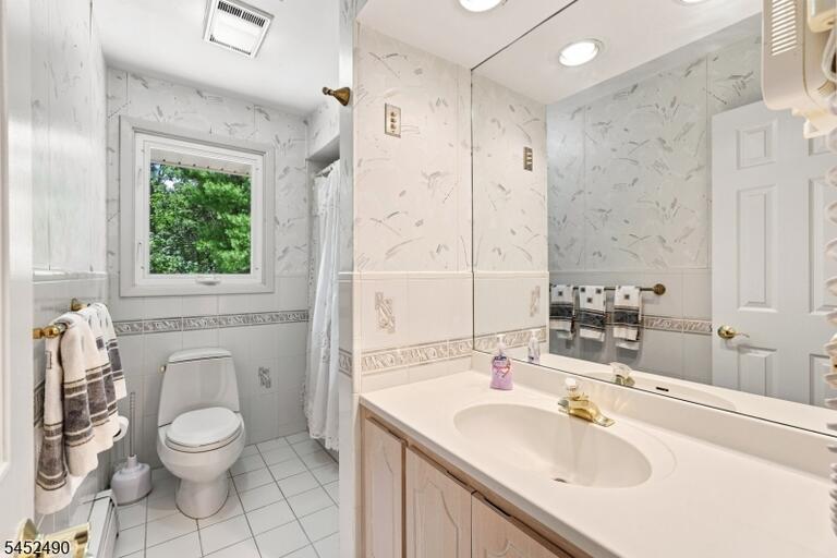 Property listing MLS 4045731 photo 22
