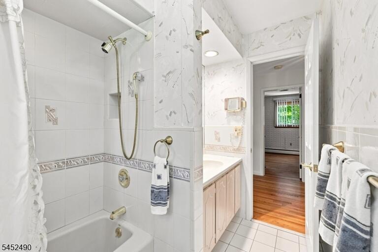 Property listing MLS 4045731 photo 23