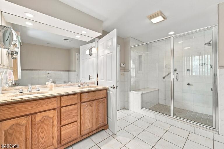 Property listing MLS 4045731 photo 31