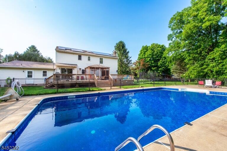 Property listing MLS 4045743 photo 10