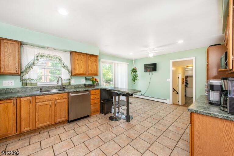 Property listing MLS 4045743 photo 24