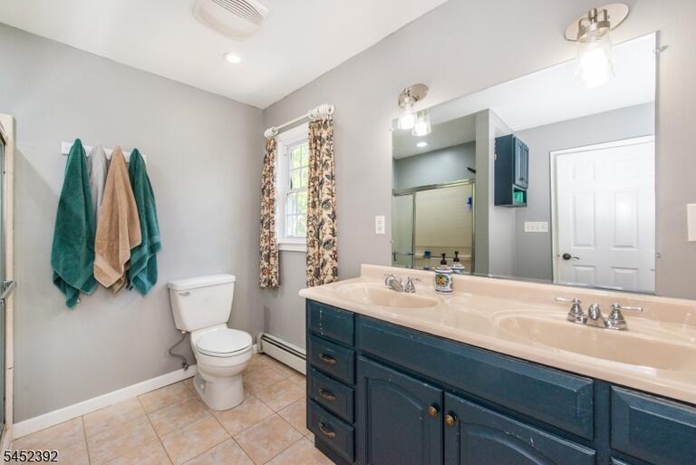 Property listing MLS 4045743 photo 4