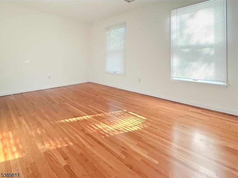 Property listing MLS 4045759 photo 9