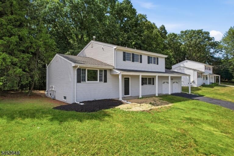 Property listing MLS 4045848 photo 2