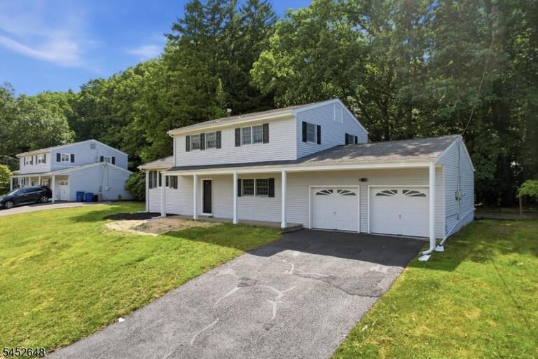 Property listing MLS 4045848 photo 3