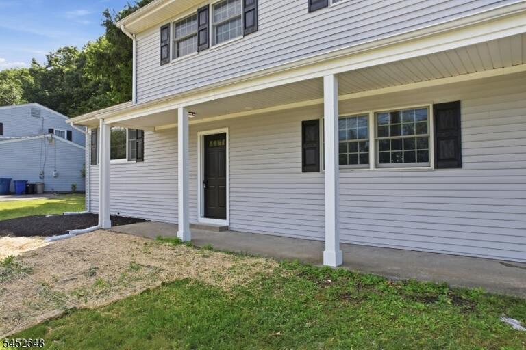 Property listing MLS 4045848 photo 4