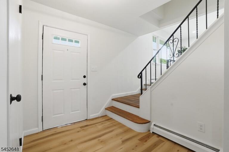 Property listing MLS 4045848 photo 5