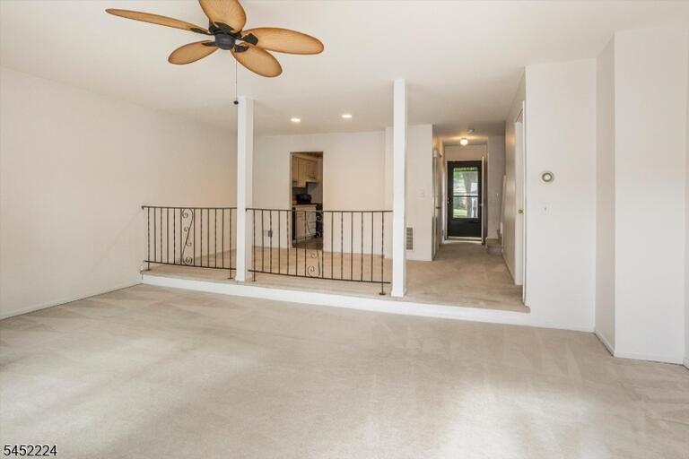 Property listing MLS 4045867 photo 13