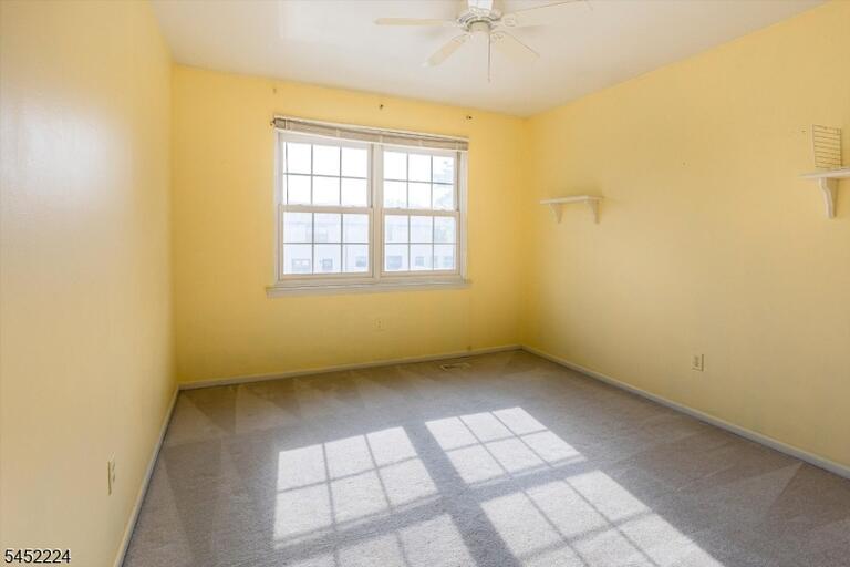 Property listing MLS 4045867 photo 24