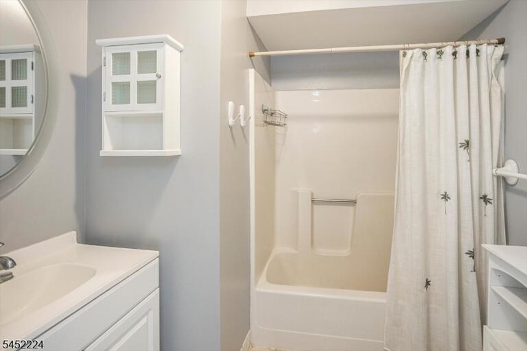 Property listing MLS 4045867 photo 26