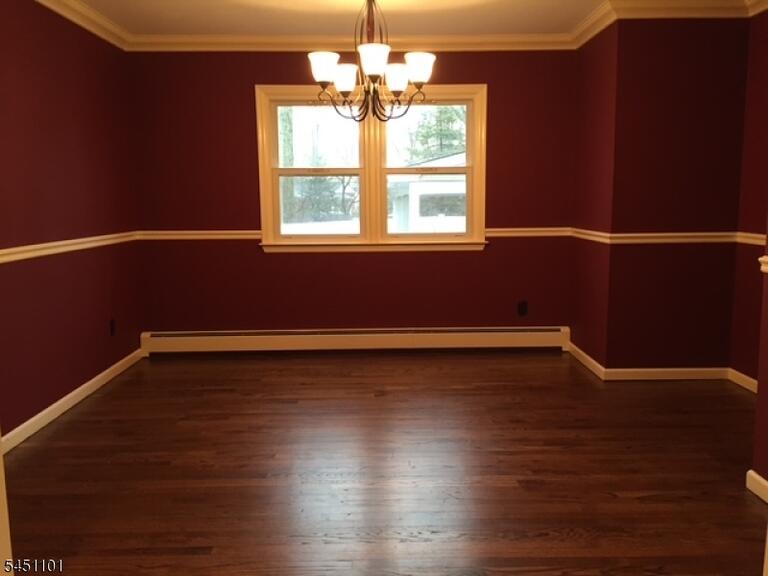 Property listing MLS 4045888 photo 4