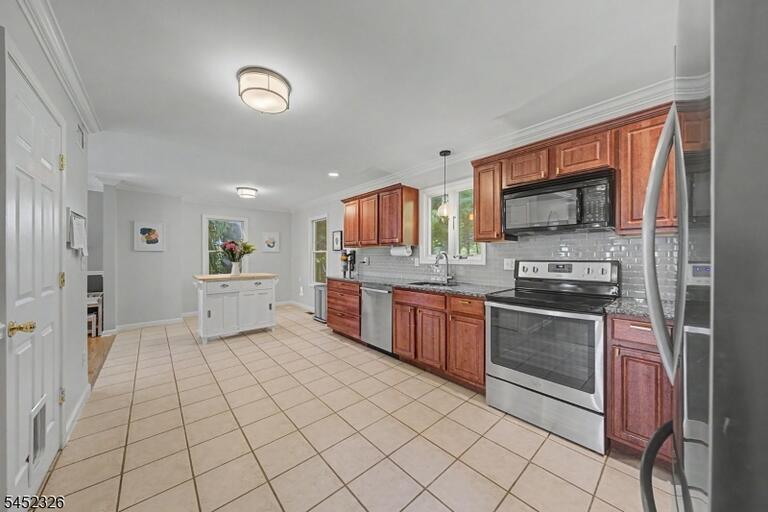 image-4045936-14.jpeg