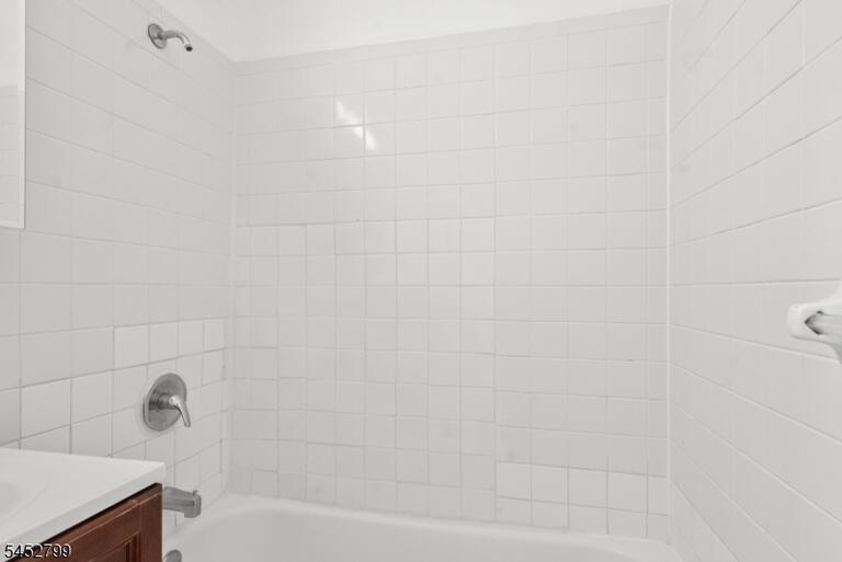 Property listing MLS 4045980 photo 17