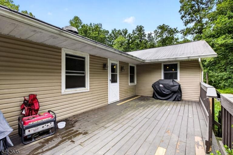 Property listing MLS 4046013 photo 13