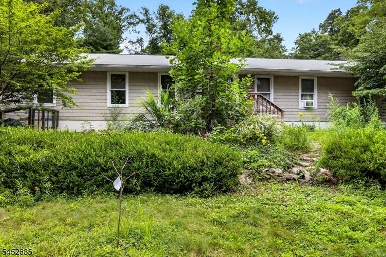 Property listing MLS 4046013 photo 21