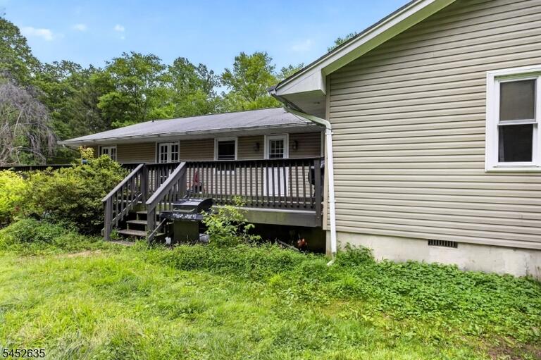 Property listing MLS 4046013 photo 22