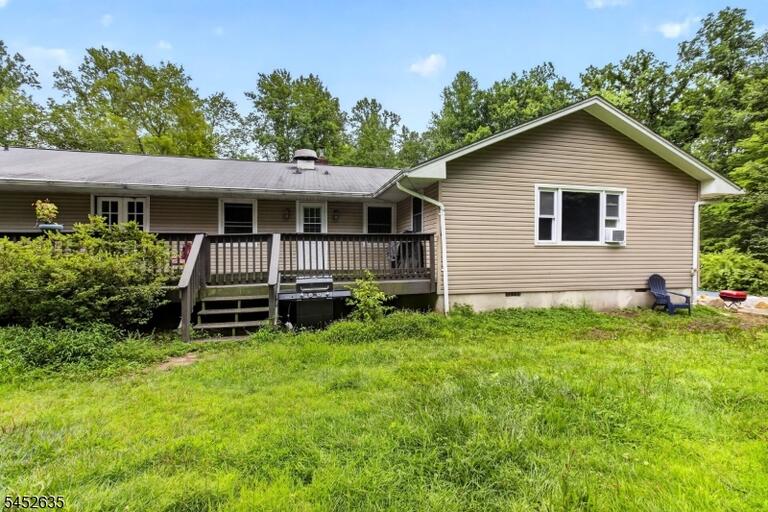 Property listing MLS 4046013 photo 23