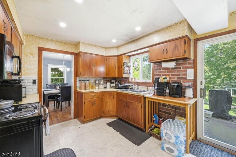Property listing MLS 4046028 photo 15
