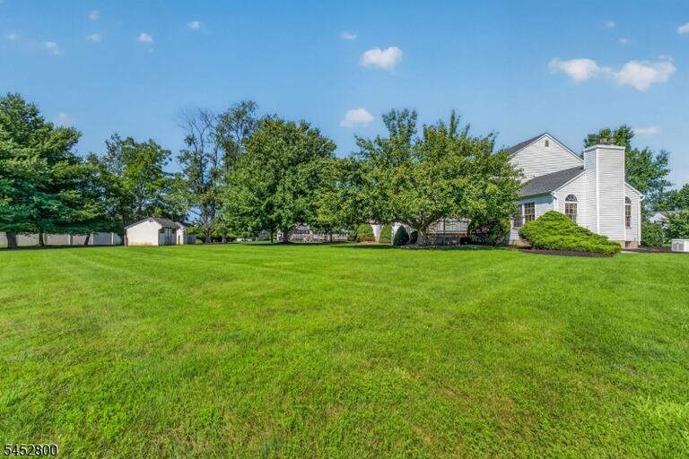 Property listing MLS 4046063 photo 31