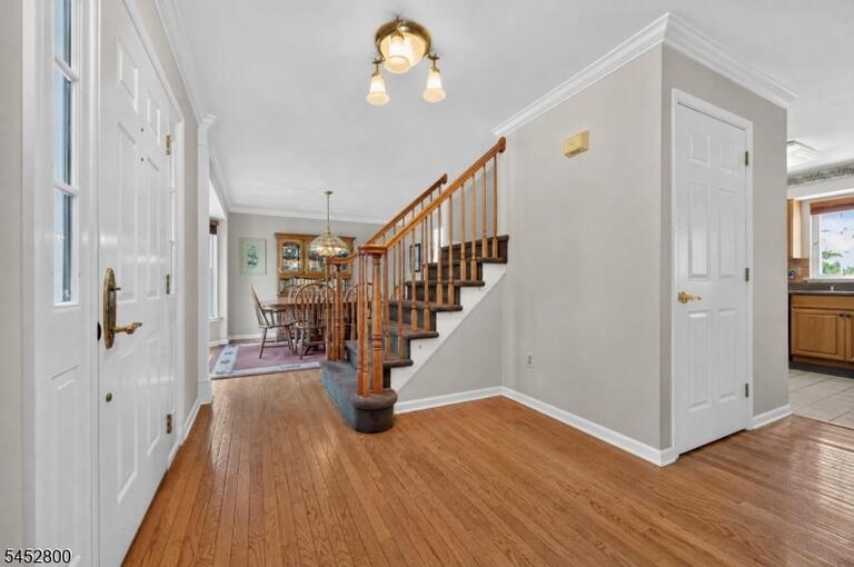 Property listing MLS 4046063 photo 6