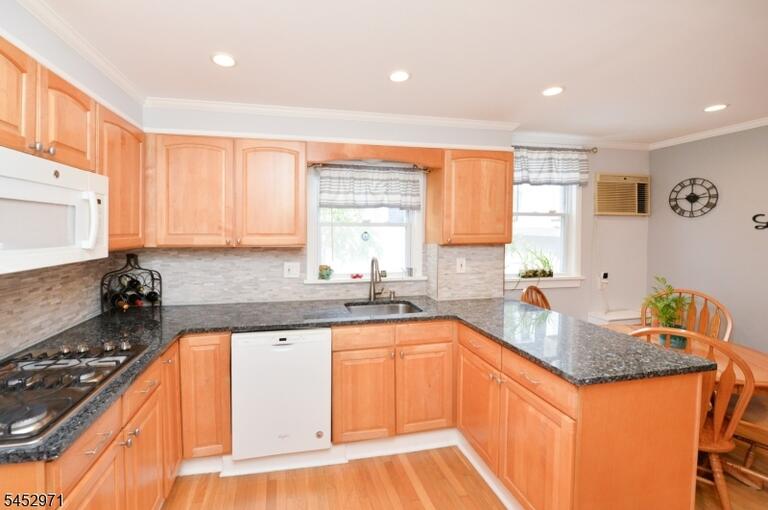 Property listing MLS 4046082 photo 12