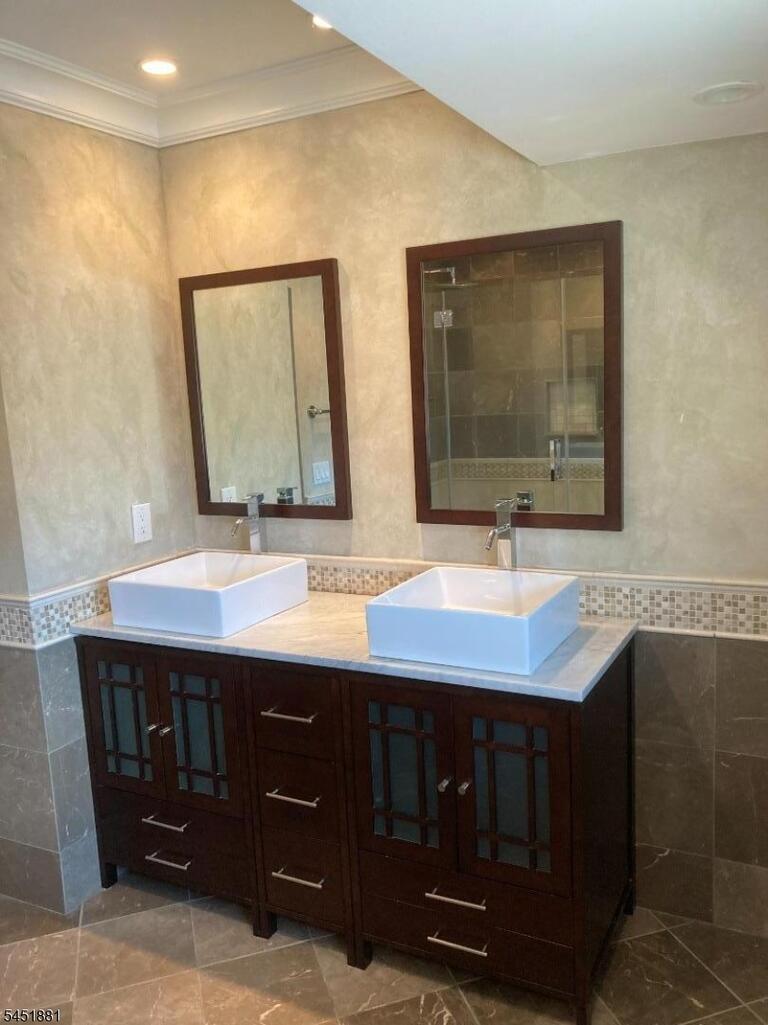 Property listing MLS 4046083 photo 27