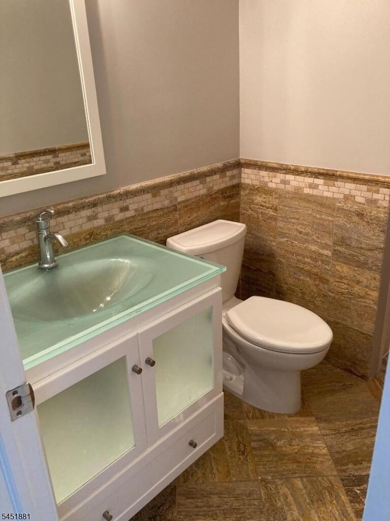 Property listing MLS 4046083 photo 30
