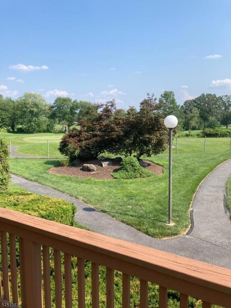 Property listing MLS 4046083 photo 8