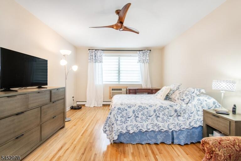 Property listing MLS 4046086 photo 13
