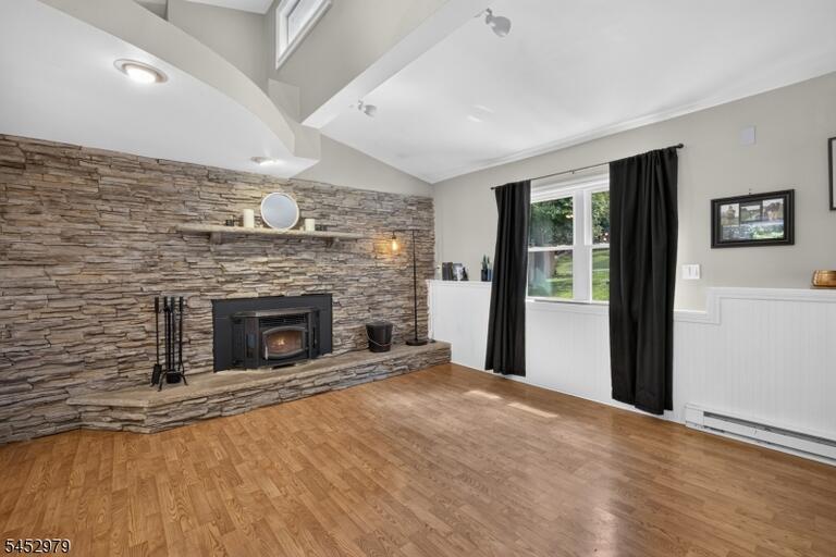 Property listing MLS 4046089 photo 16