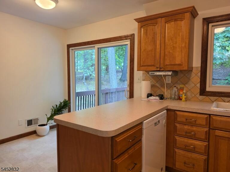 Property listing MLS 4046098 photo 11